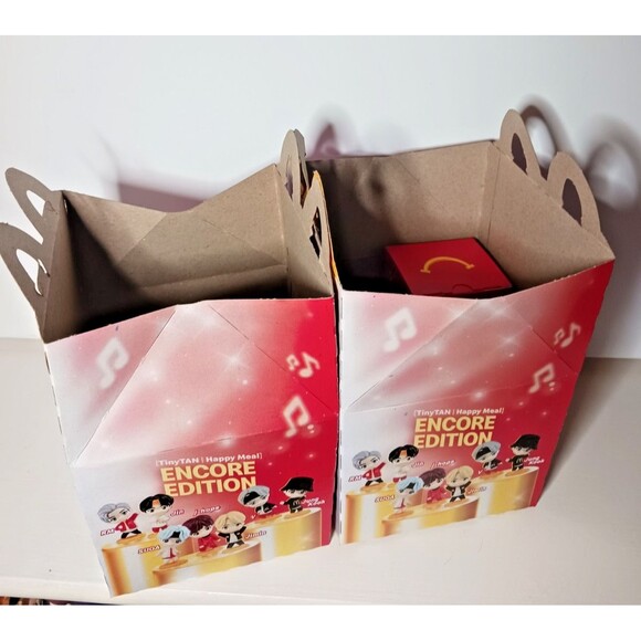 McDonald’s 2025 Tiny Tan Gold Sauce Happy Meal Collectable Toy Encore Edition - Picture 4 of 9